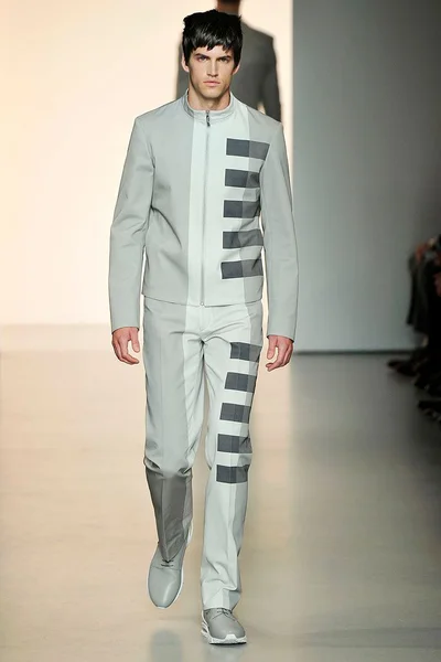 Look 39